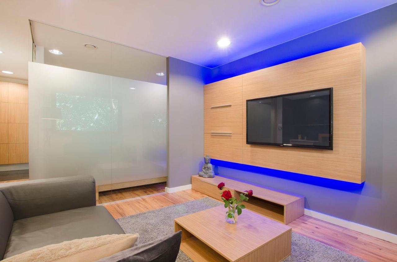 Lupoapartments Kosynierow Klimatyzacja Dostep Na Kod Лодз Екстериор снимка