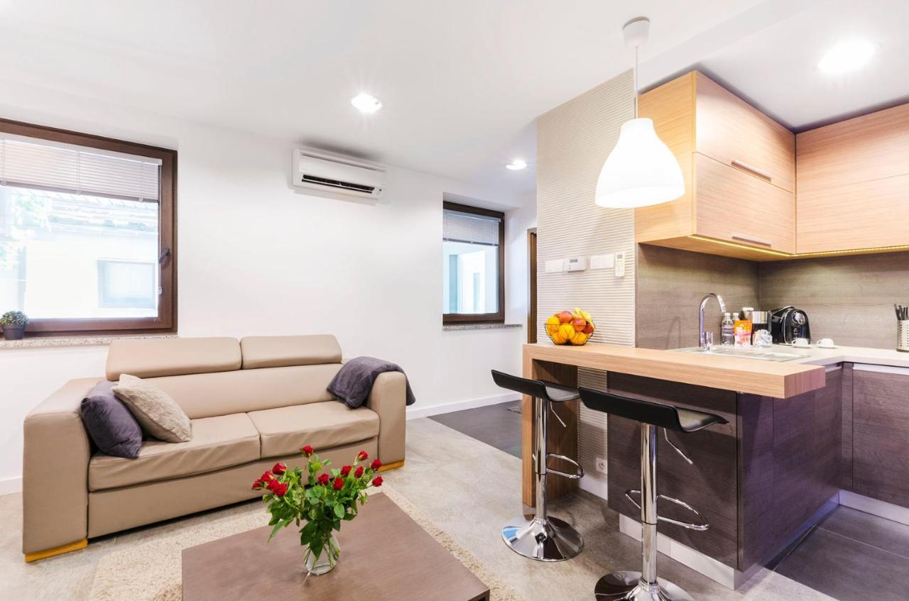 Lupoapartments Kosynierow Klimatyzacja Dostep Na Kod Лодз Екстериор снимка