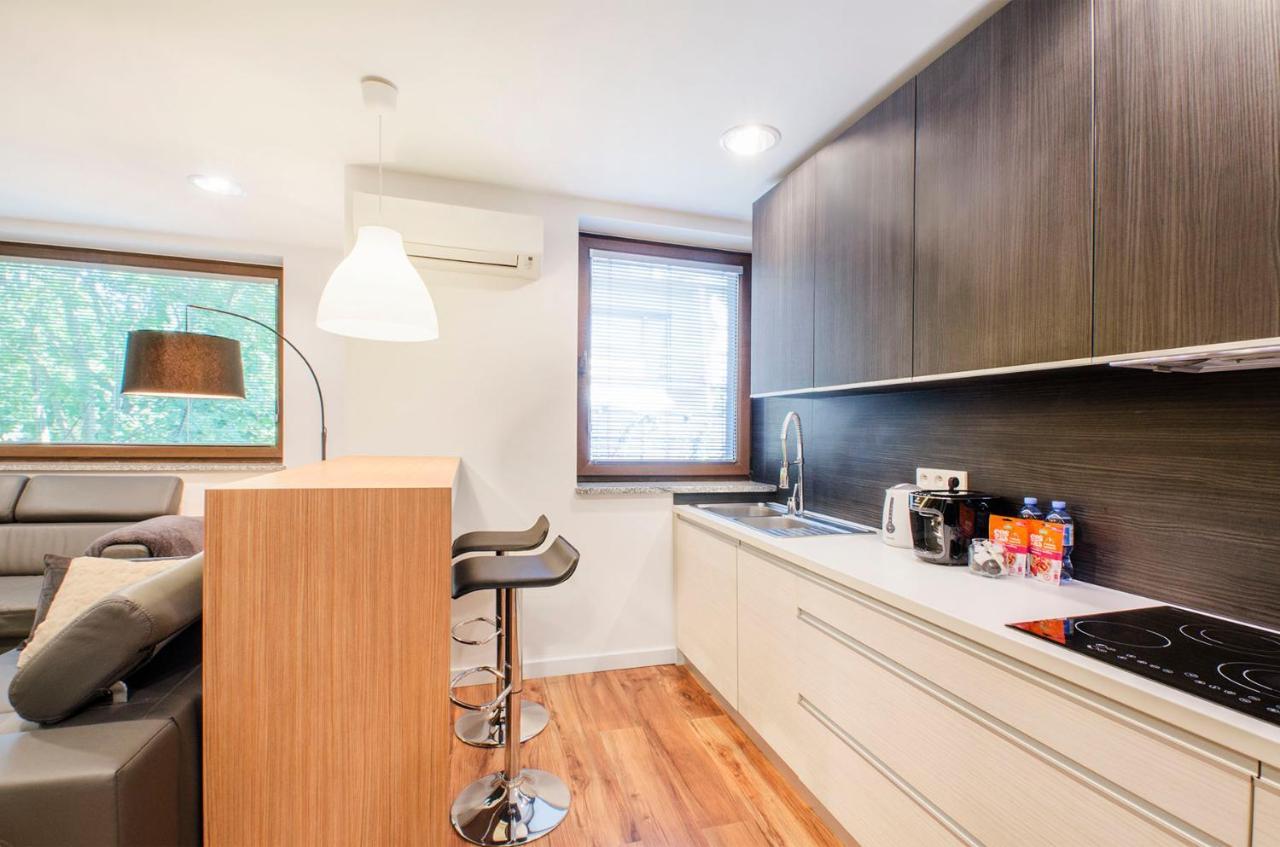Lupoapartments Kosynierow Klimatyzacja Dostep Na Kod Лодз Екстериор снимка